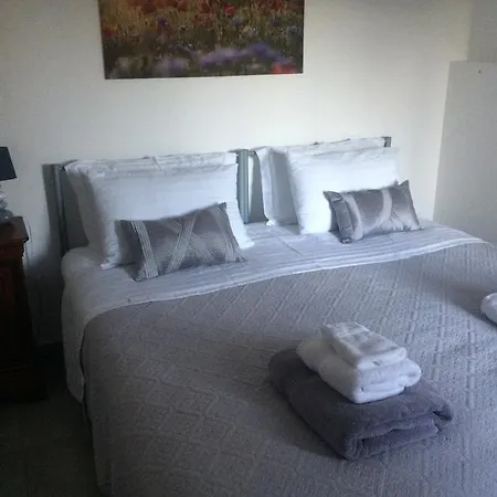 Lake House France Beaumont-Pied-de-Boeuf (Sarthe)
